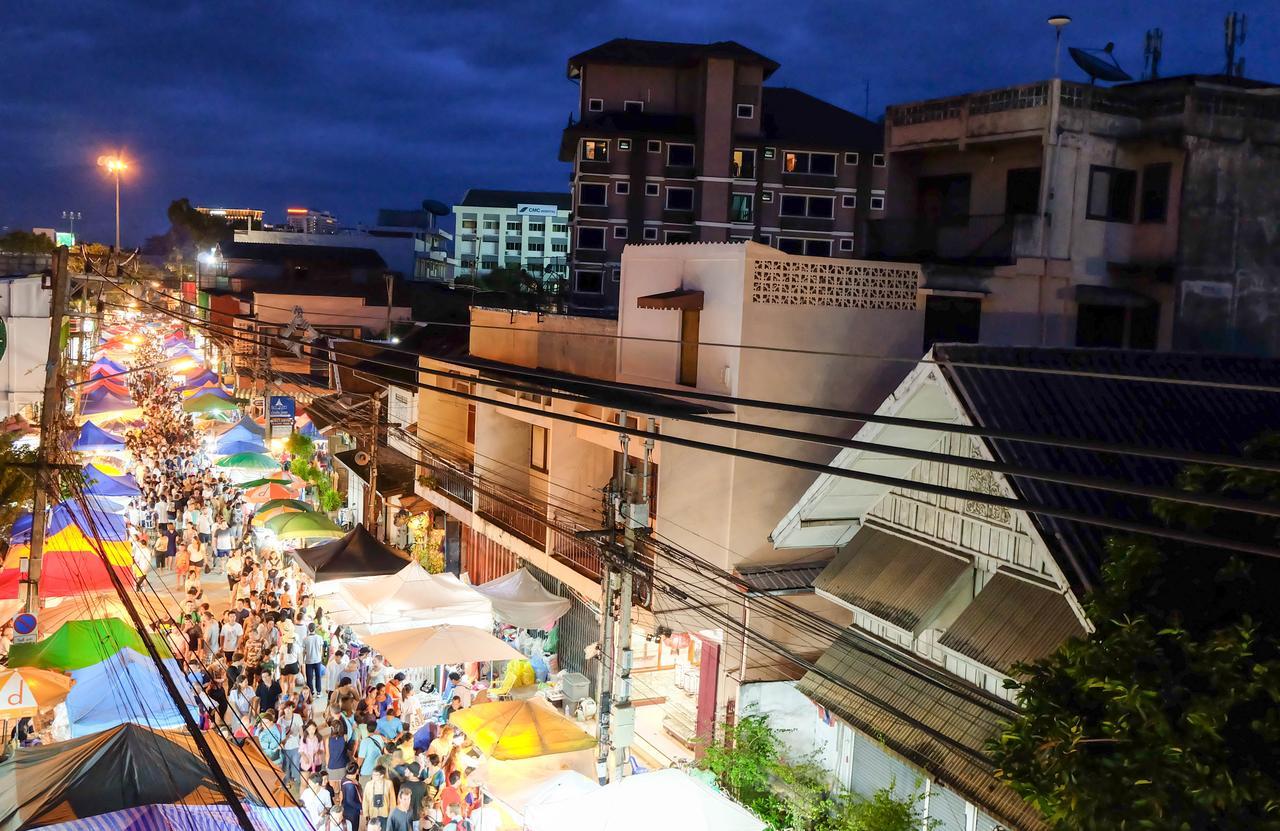 Thai Time Hostel Chiang Mai Exterior photo