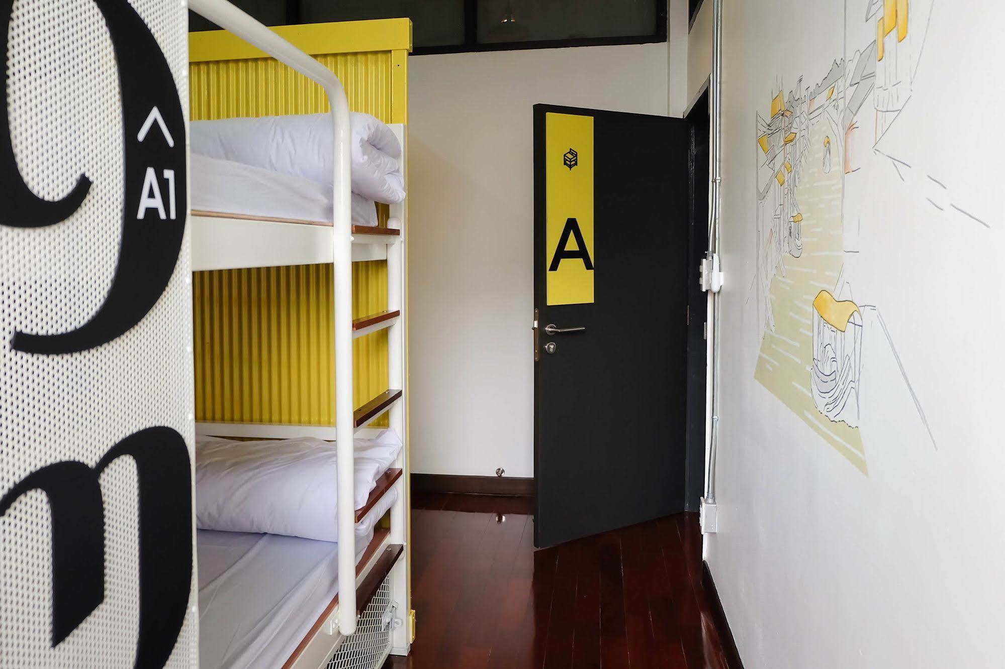 Thai Time Hostel Chiang Mai Exterior photo